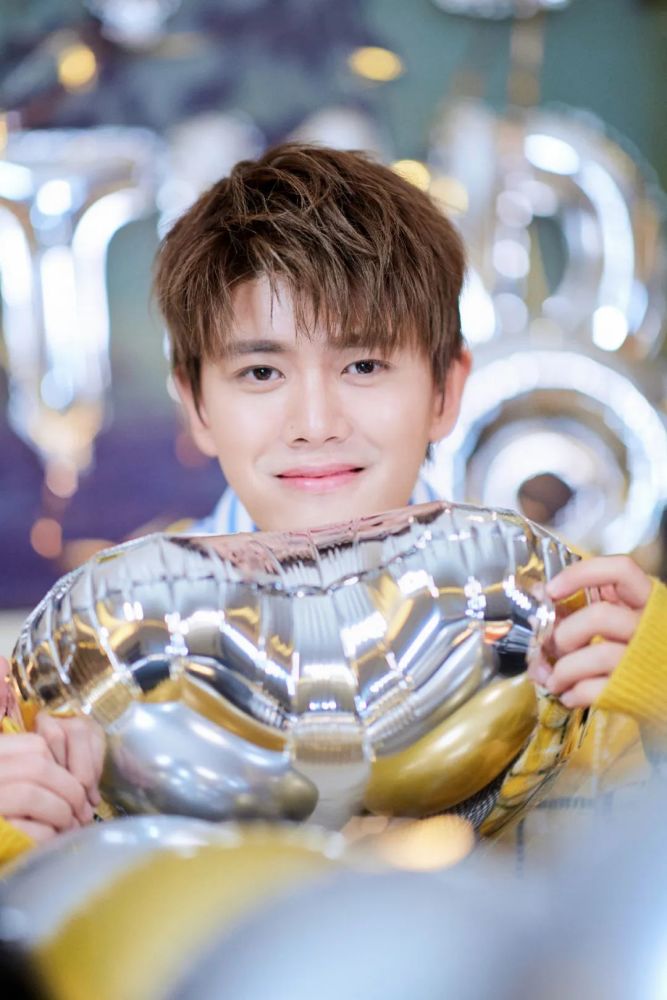 任嘉伦不火?陈晓王一博合作?小鬼青春有你导师?