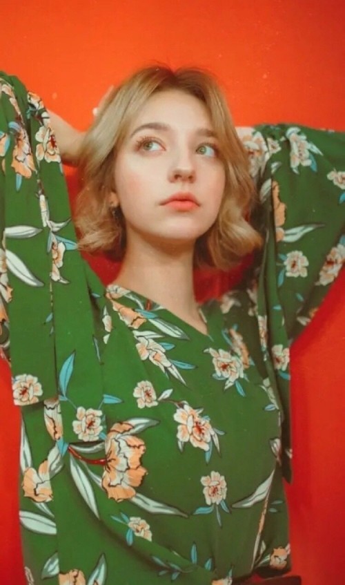 96年俄罗斯小仙女angelina danilova