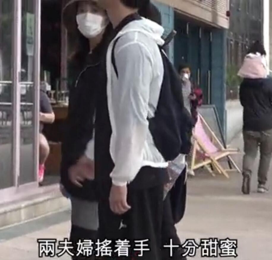 贵夫人口罩_戴口罩的卡通图片(2)