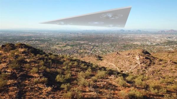 至少数千人报告亲眼看到凤凰城上空出现巨大三角形ufo.