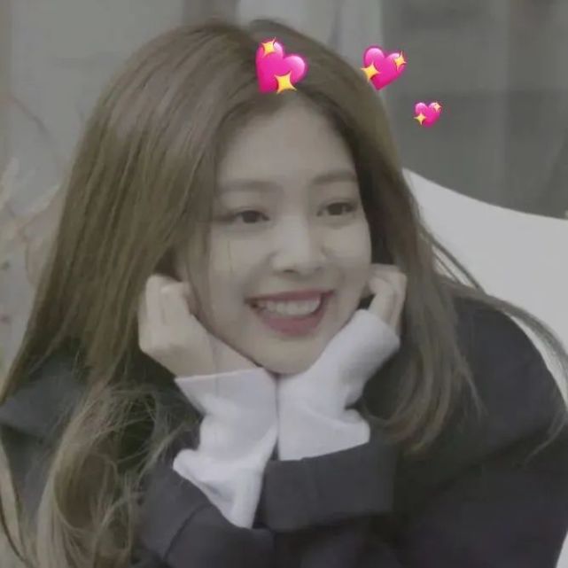 某个婆娘的沙雕自拍Ⅰjennie头像