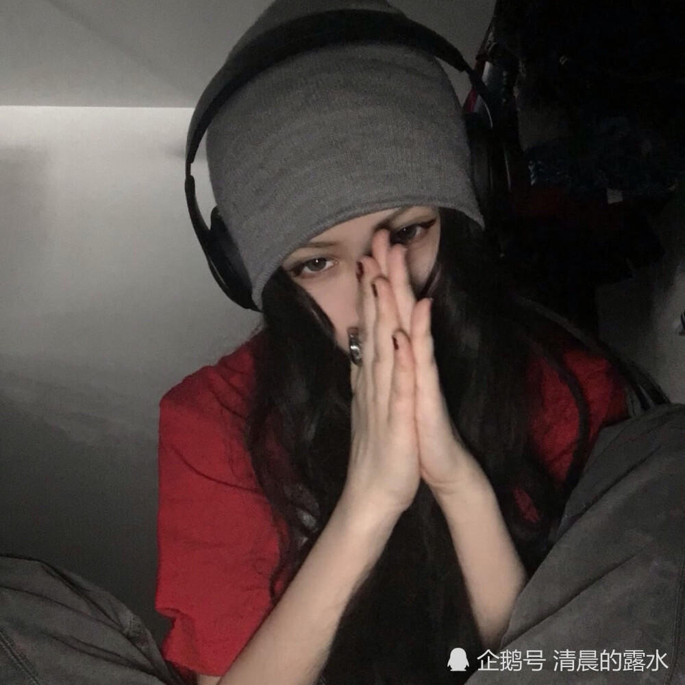 低调·不露脸の女生头像:小孩子才怕分开,大人只在惦记何时才能重逢