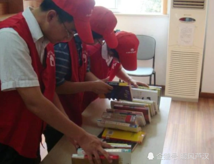 学生党打"暑假工",首选这"3个地方",家长窃喜:不用愁学费了