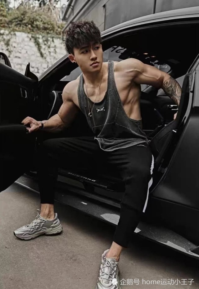 硬朗帅气的肌肉男,果然运动型的男生最有魅力