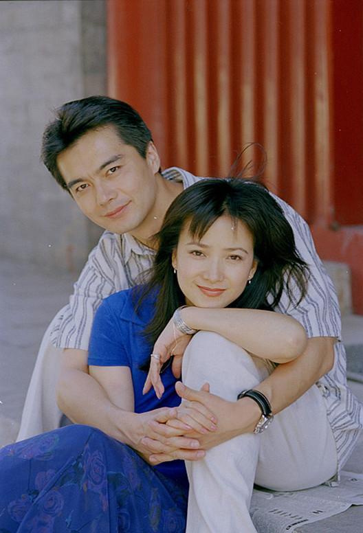 何晴:和刘威相恋5年,嫁给3婚许亚军,51岁得脑瘤丈夫不离不弃