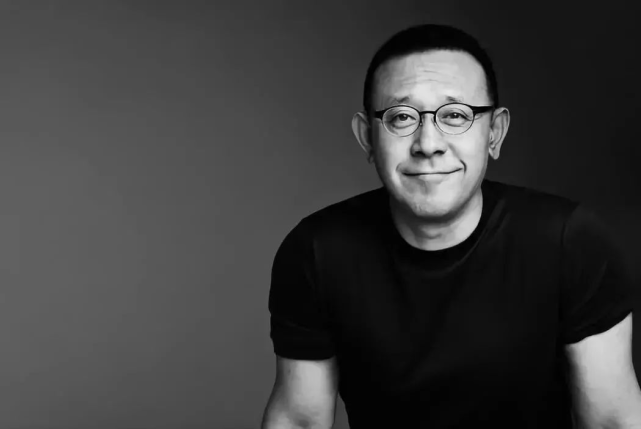 著名导演兼演员姜文,鲜为人知的情史,这些姜女郎你都