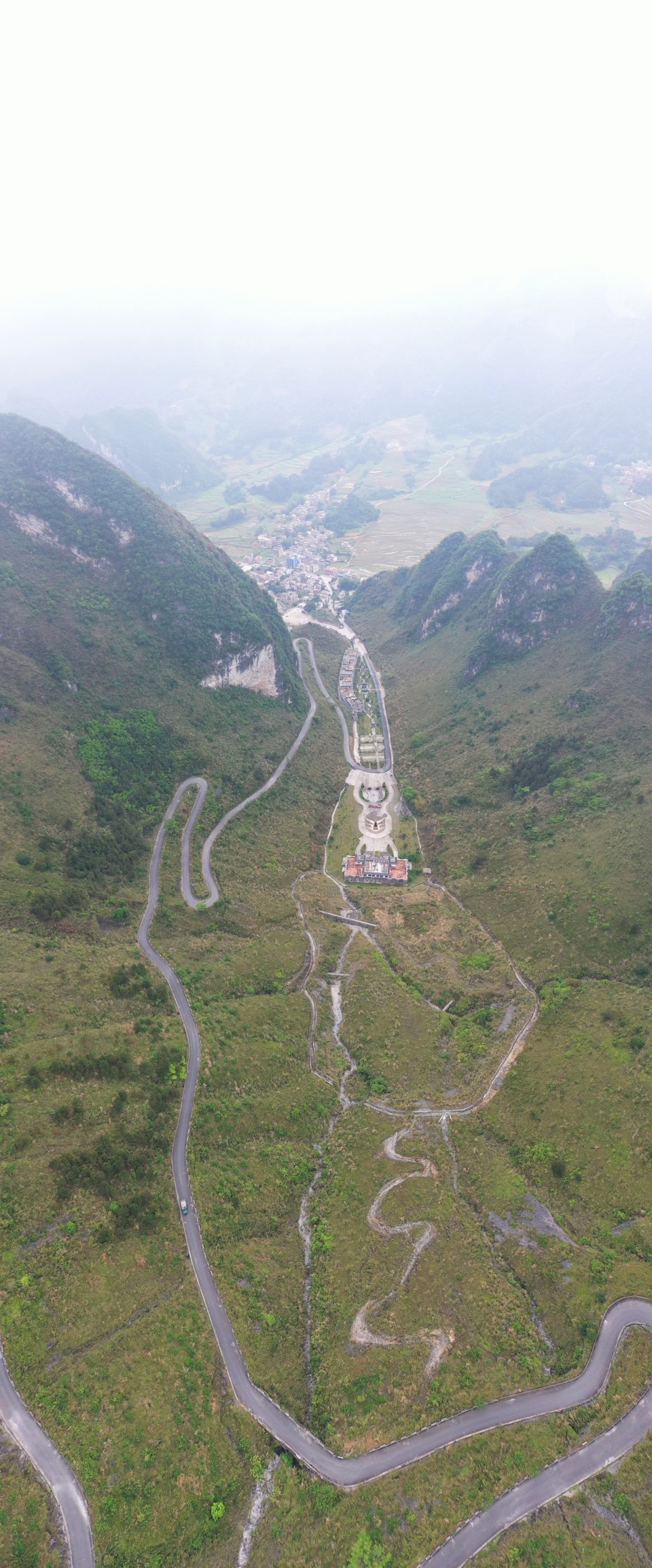 摩旅广西大化瑶族自治县,莲花山,七百弄,千山万弄观景