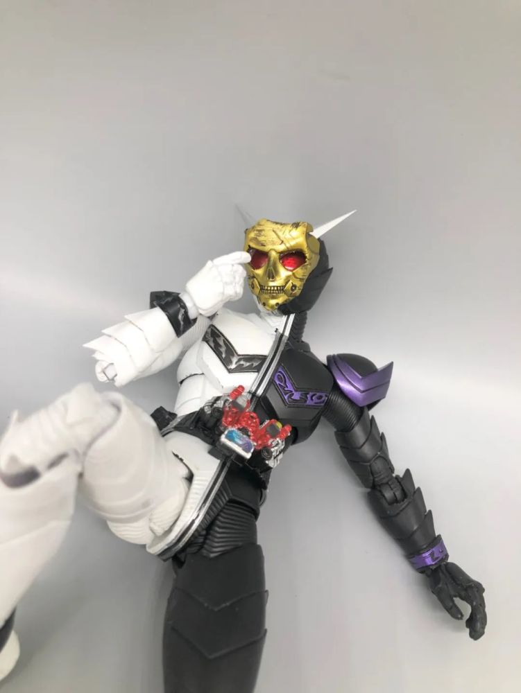 假面骑士w fangjoker 真骨雕改黑金配色