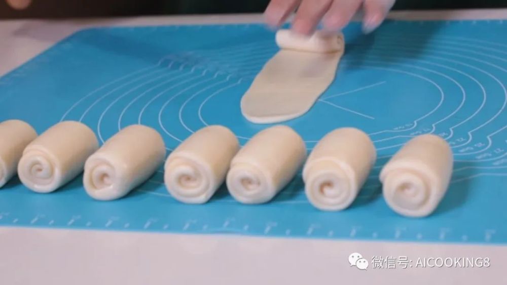 边长13的红黄绿立方体猜成语_立方体素描(3)