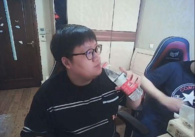 德云色kid官宣婚期将近!喜事当头却愁怀kid,自称:结就