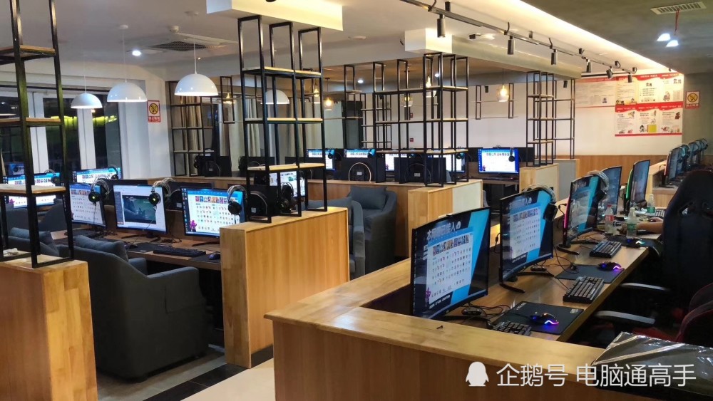 网吧几个月没有开门,开门经营时电脑故障百出,网管:我