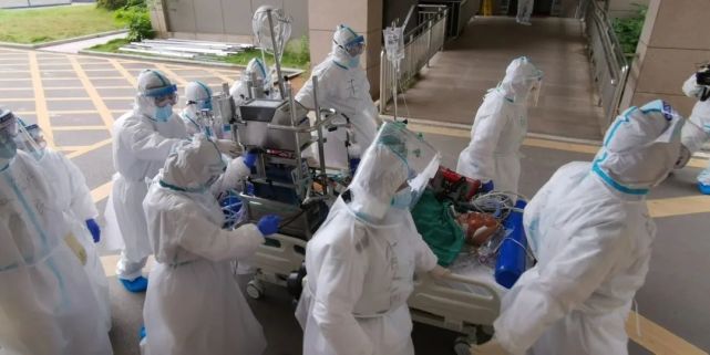 用了62天ECMO的武汉新冠肺炎患者换肺成功