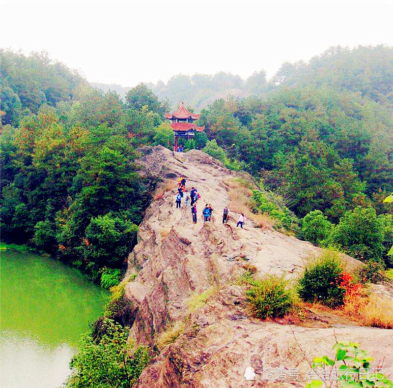 小雷山风景区 小雷山风景区位于湖北省黄石大冶市城西十五公里的陈贵