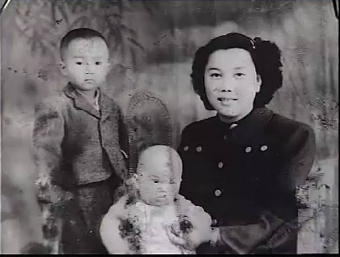 王洛宾最爱的女子是谁?洛姗,卓玛和三毛都是非主流,她