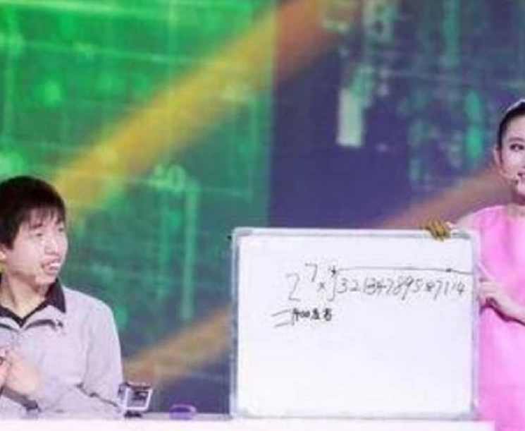 那个被叫做中国雨人的周玮上最强大脑引起轰动他如今过得怎样了