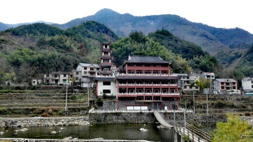 镇安县有多少人口_镇安县老人要账30年欲哭无泪 县政府为何不还钱(2)