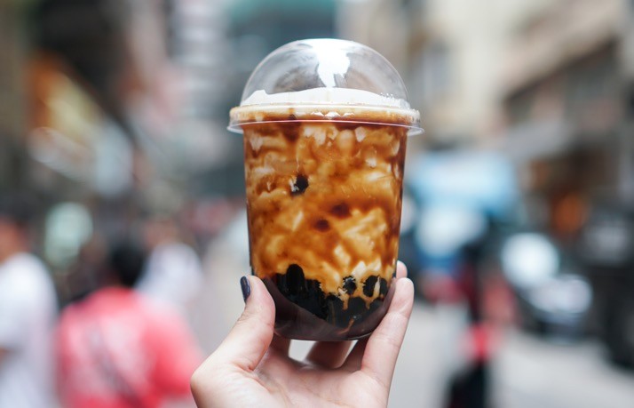 每千人拥有近1.5家，东莞奶茶店密度为何全国最大？