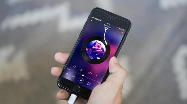 华为nova7se屏幕,华为nova7屏幕 iphone7用了两年,今年换成华为nova7se,三大感受不吐不快