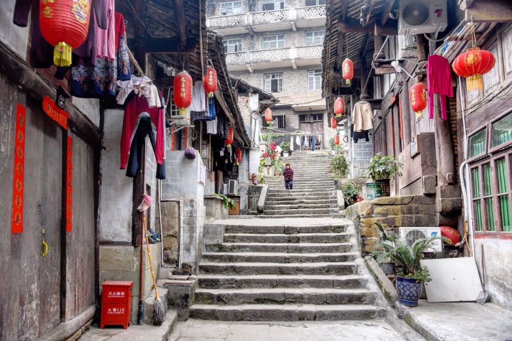 位列四川十大古镇却鲜有人知?留存上百座古建筑,还是革命根据地