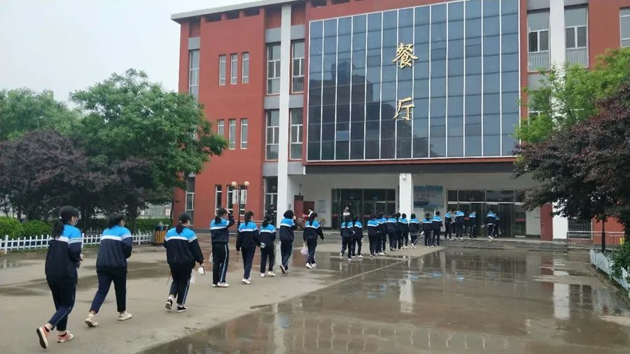 河间11000名初三学生返校复课!