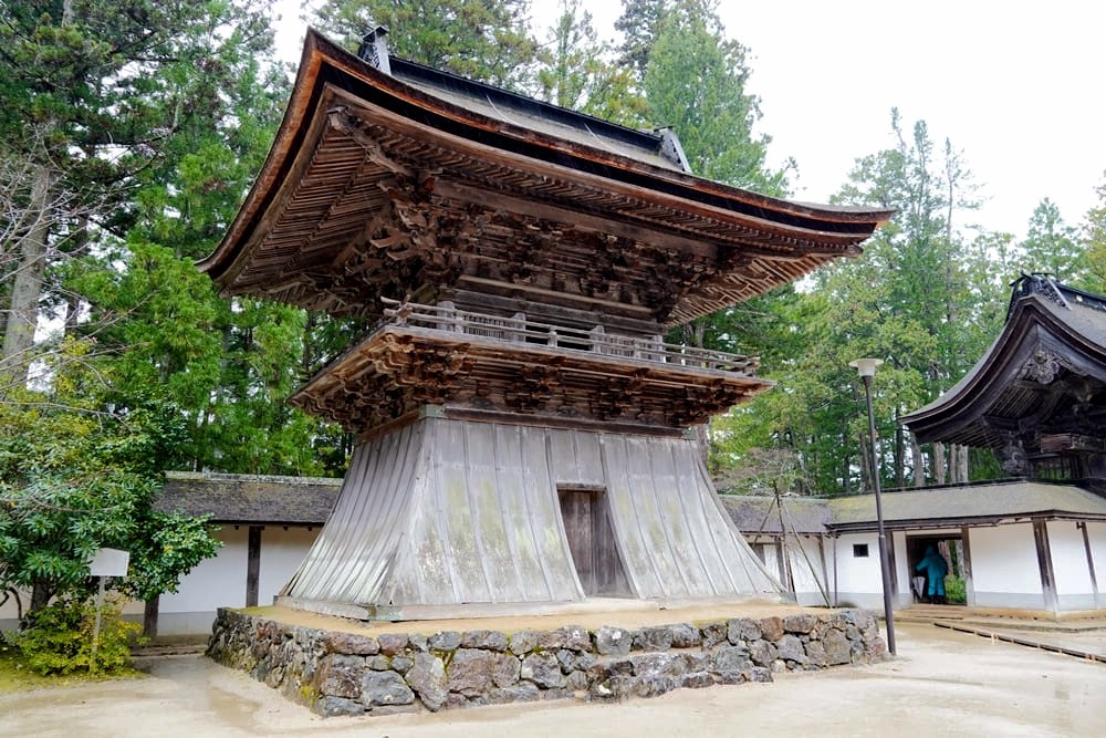 在日本高野山游玩,奥之院,金刚峯寺,坛上伽蓝是必须的