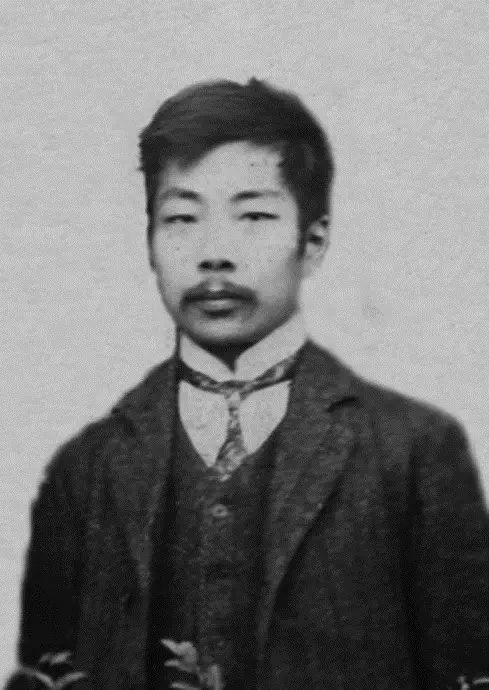 1881—1936:鲁迅肖像全集