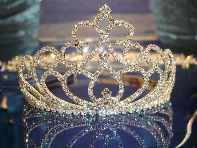 金牛座 金牛座独有的公主皇冠是金色的,形状像翅膀,也像爱情,只想每天