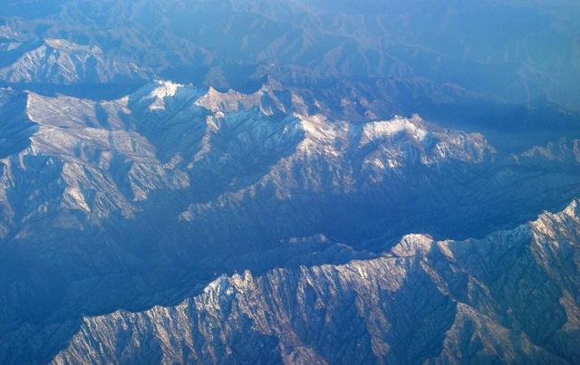中国那么多巨型山脉,为什么只有秦岭被称为"中华龙脉"