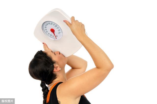 减脂达人传授：5个燃脂技巧，坚持90天，体重下降30斤