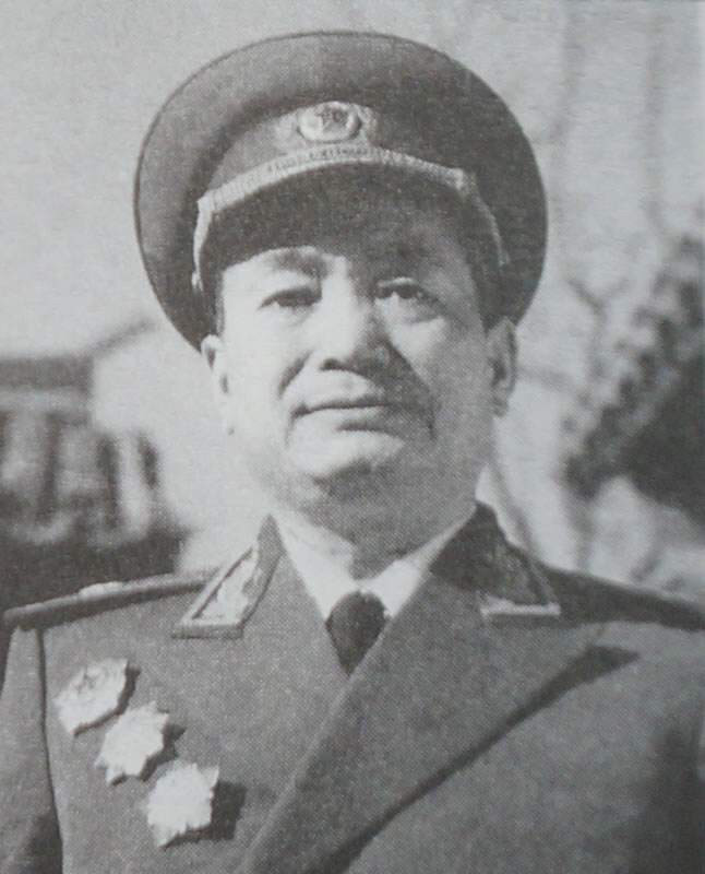 徐文烈将军徐文烈(1909-1976,云南宣威人,1955年授少将军衔.