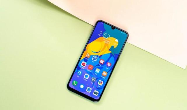 荣耀play4t pro:轻薄机身与时尚配色的结合