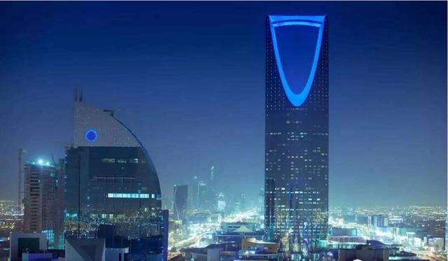 全球十大高楼排名,中国6座进前10,沙特王国大厦最高1007米