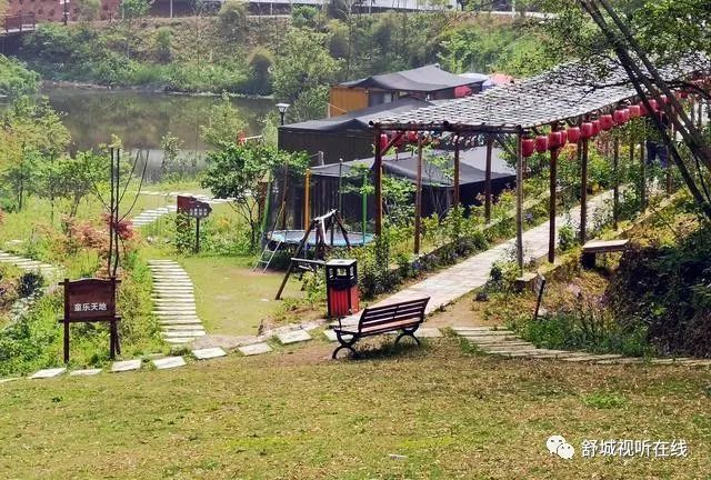 旅游节在位于六安市舒城县山七镇梅方村的"网红地"望庄营地拉开帷幕