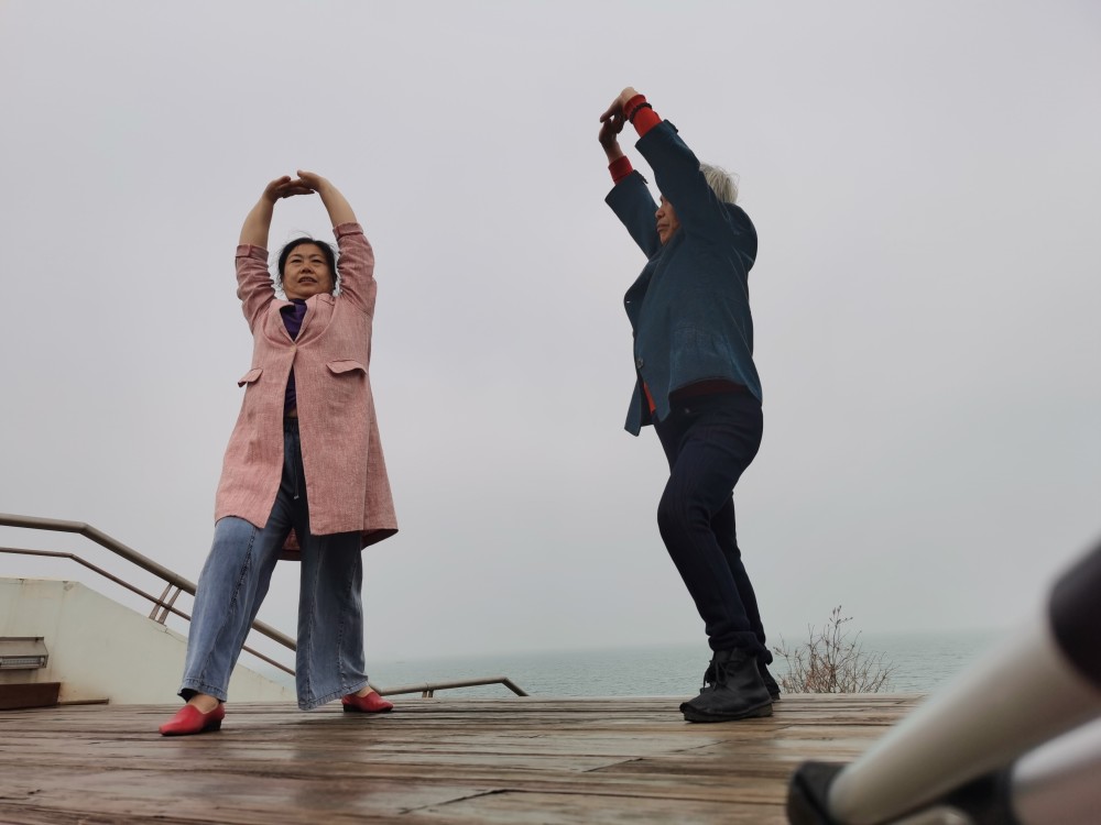 颈、腰、肩、背、腿、脚等筋骨疾病的危害与对策