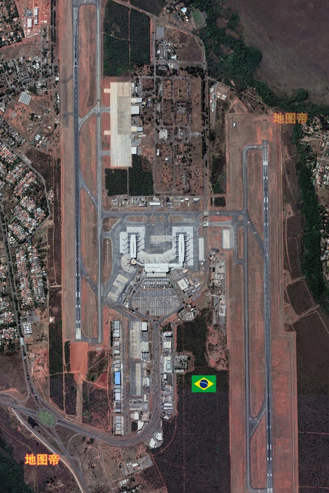 最后一页 航拍巴西利亚国际机场,规模相当庞大. (来自:地图帝)
