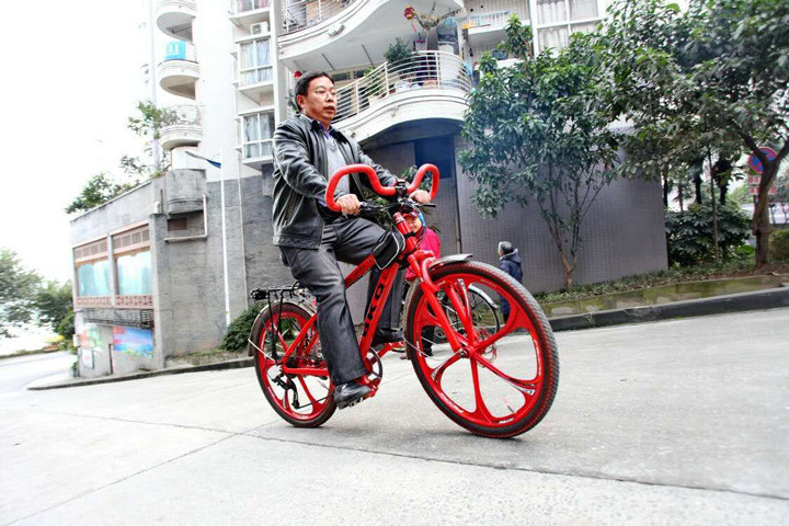 中国59岁大爷,首创"360度踩踏"自行车,厂商出660万收购被拒