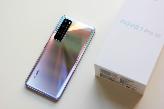 5g自拍视频旗舰热销 华为nova7 pro备受年轻人青睐