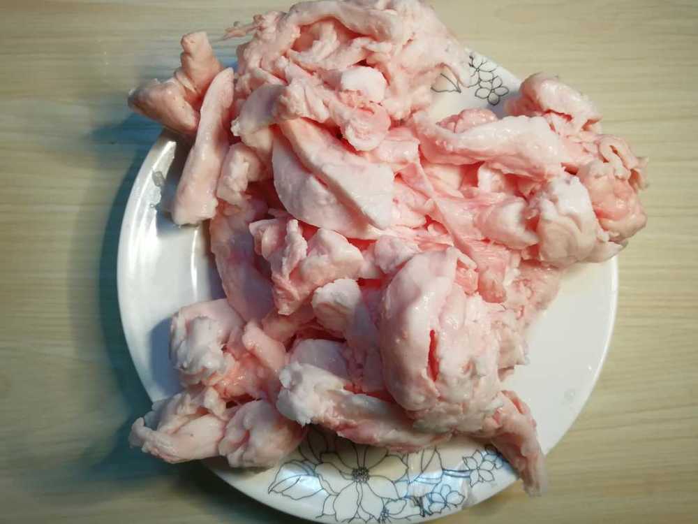 懂得提炼雪白的猪油,你便能烹饪众多的华夏美味