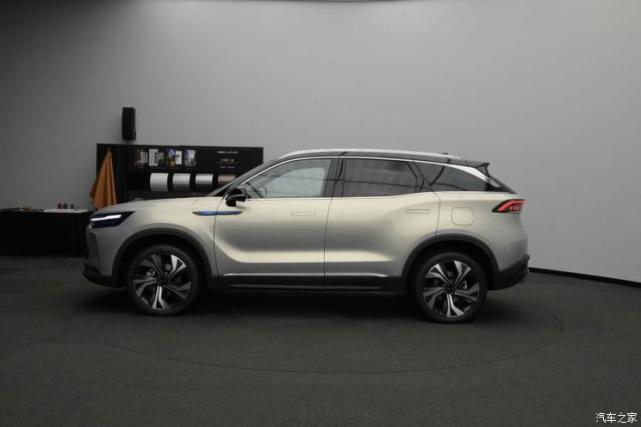 干净利落 北京汽车BEIJING-X7正式亮相
