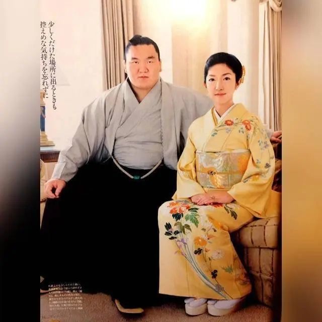 2017年7月,赢得了他职业生涯中第1048场胜利,超越了千代富士,魁皇等