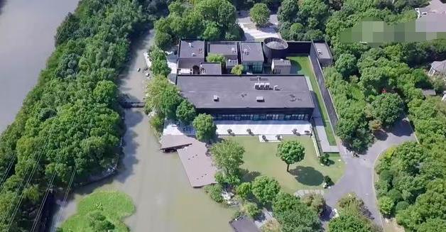 带你看看王子文住的豪宅,家里有农家小院,户外绿化能媲美景区
