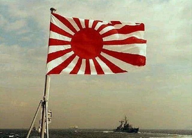 为"报恩"帕劳建国后以日语为官方语言,国旗也仿照日本
