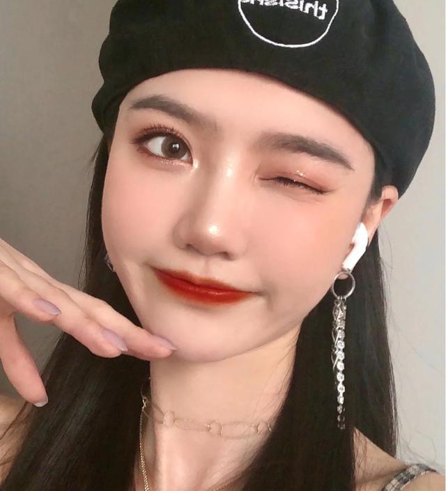 最适合夏天的四种妆容！清新娇媚不腻味，时髦女孩必备