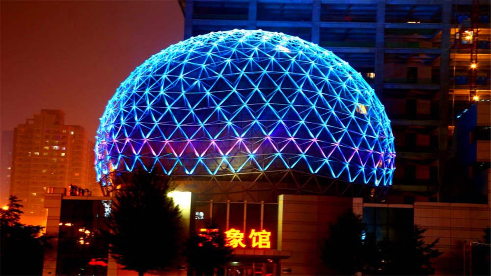 长春近十年经济总量_长春火车站图片