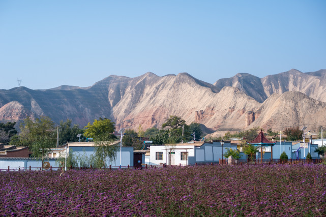 甘肃白银最美的村庄,藏在大西北群山中的"江南水乡,美景如画