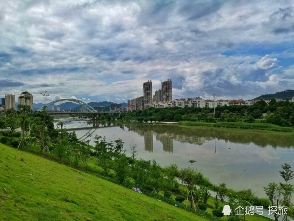 百色地区人口_百色地区地图全图