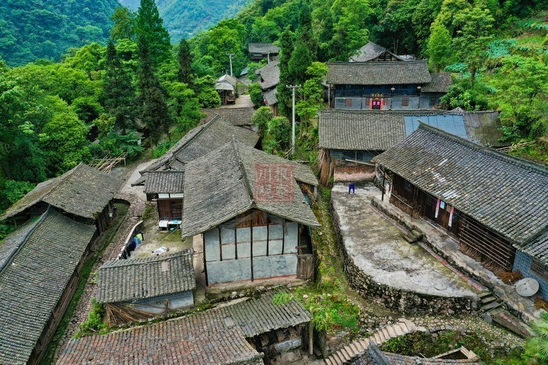 二郎山下时光"停滞"的茶马古道驿站甘溪坡