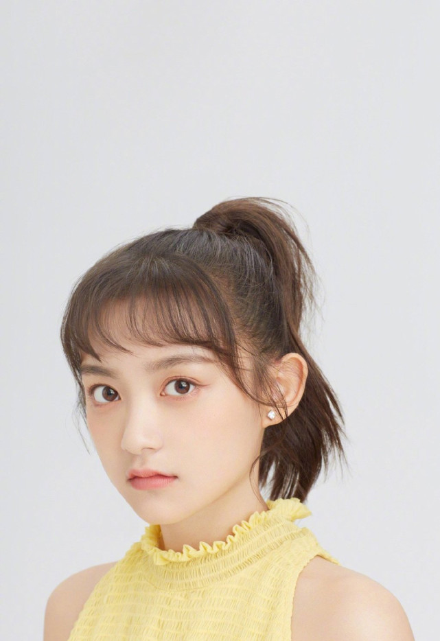 开心小菠萝-屠芷莹