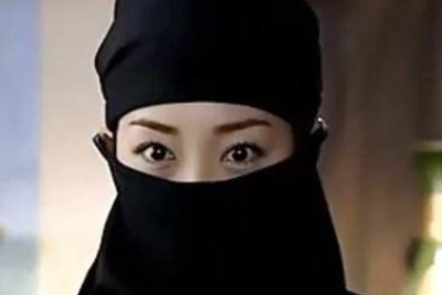 心理学:第一眼你认为哪个蒙面人是女生?秒测出你隐藏