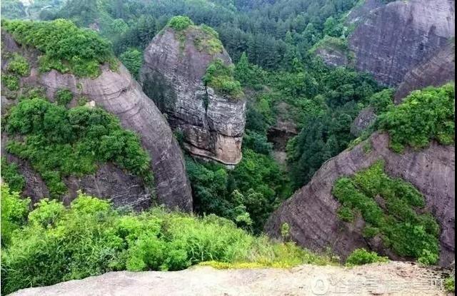 "驴友看这里"平江仙姑岩,湖南醉美丹霞山脊线